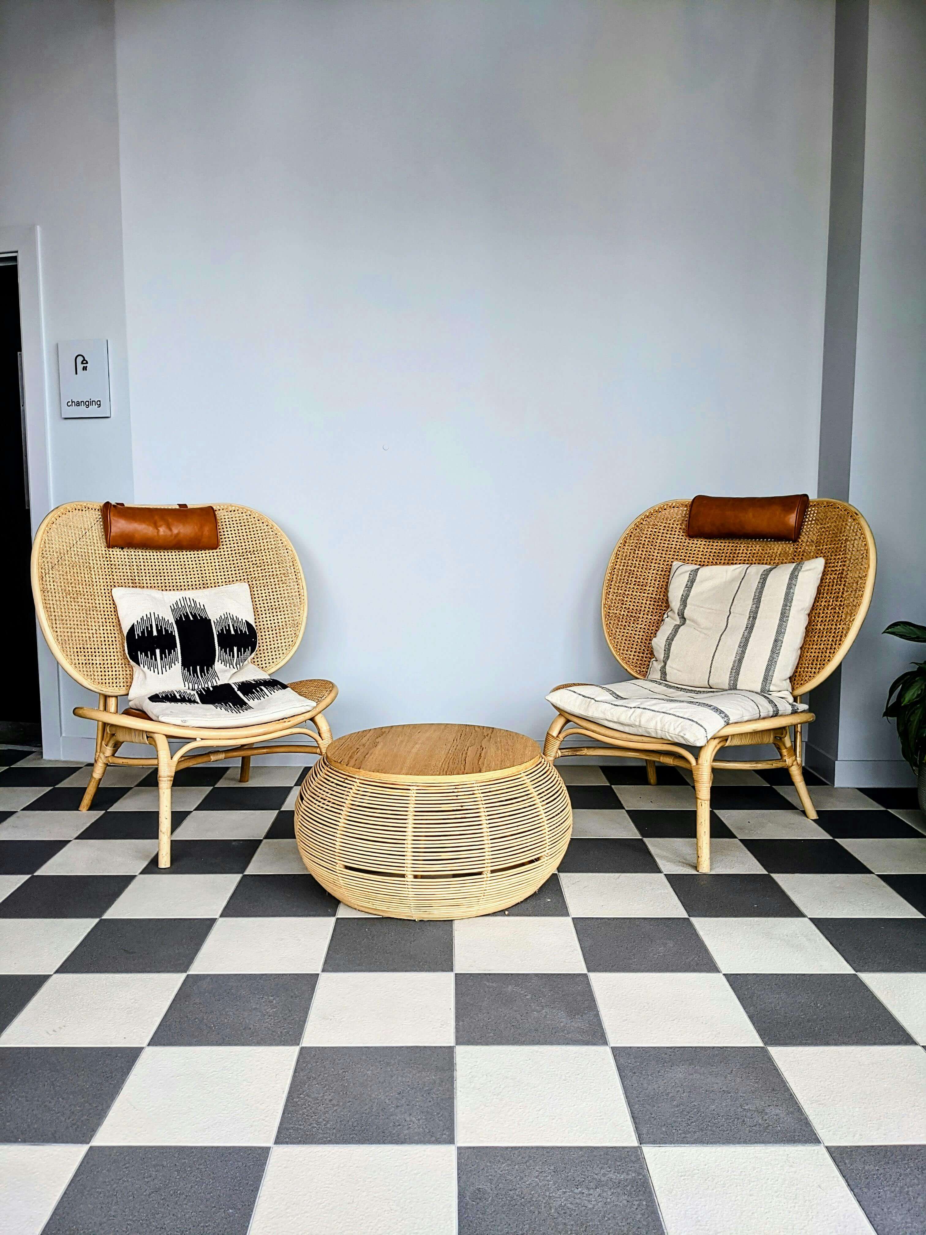 Möbel und Loungemöbel